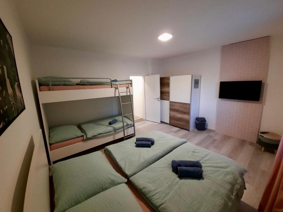 Rooms Optim Ptuj Luaran gambar