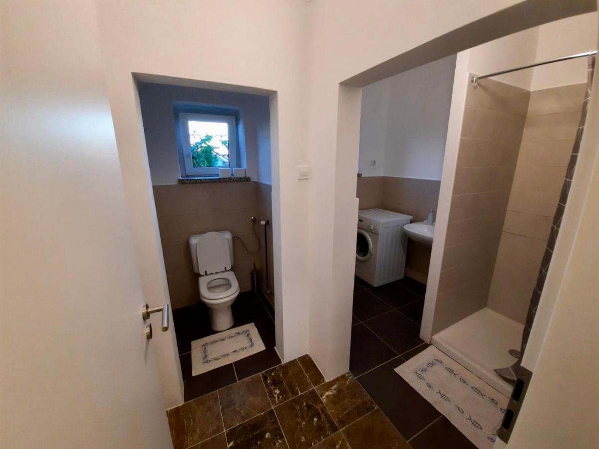 Rooms Optim Ptuj Luaran gambar