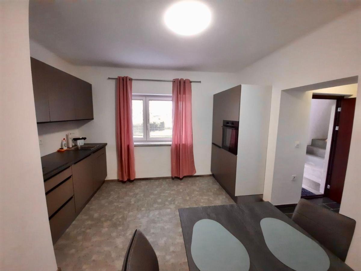 Rooms Optim Ptuj Luaran gambar
